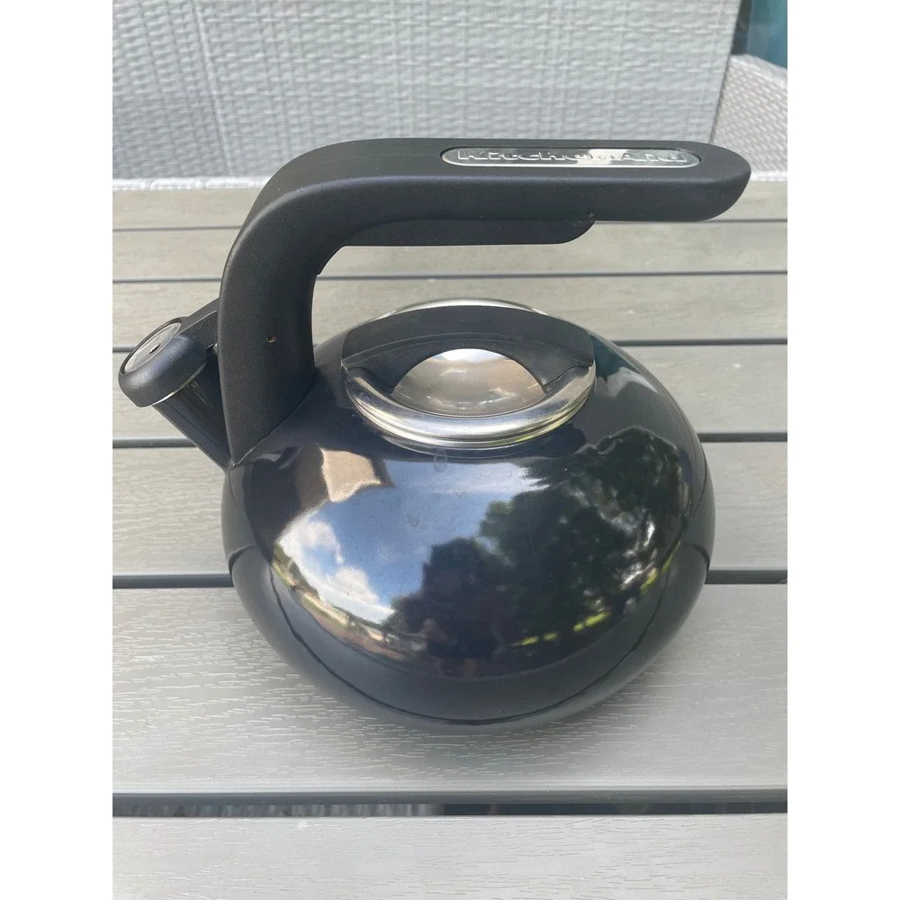 KitchenAid 1.9L Whistling Stovetop Tea Kettle Onyx Black KTEN20SBOB